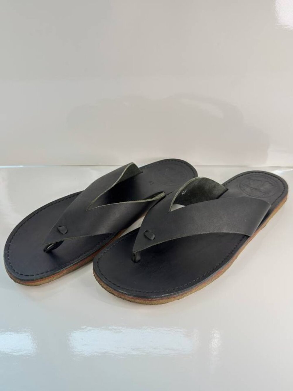 Duckfeet Leather Flip Flops – EU 43 (US Men’s 10)